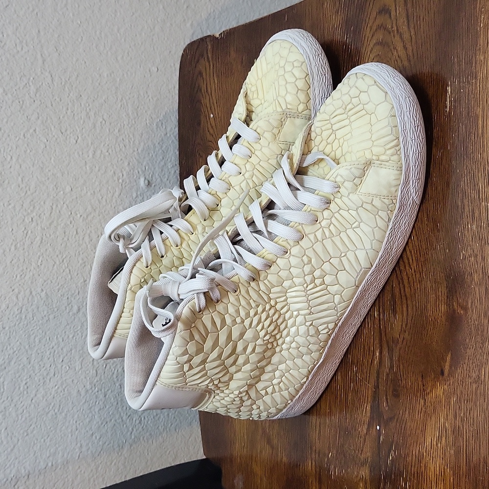 Nike Blazer Mid Off white Hightop Shoe